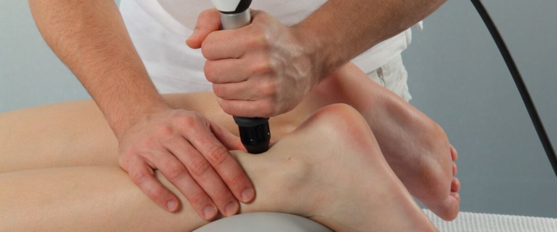 Understanding Achilles Tendinopathy: How Soft Wave Therapy Can Help